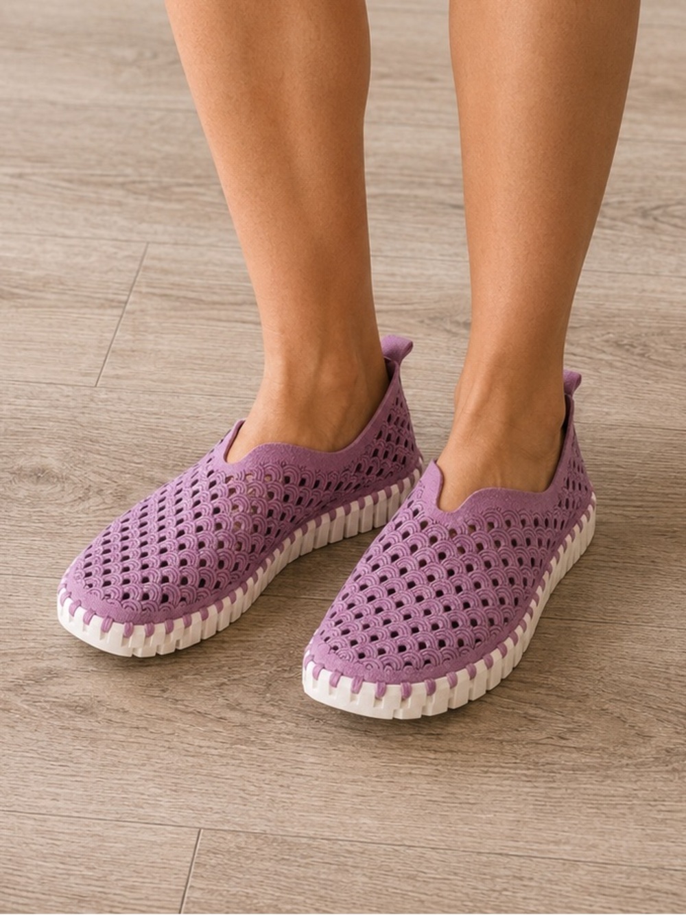 Ilse Jacobsen Women’s Tulip Slip-On Shoes Purple Perforated Flats EU 38 US 7.5